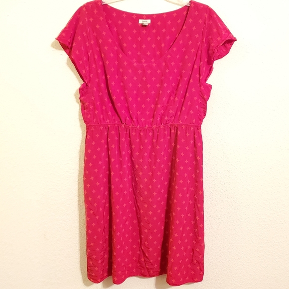 Fossil L Red Printed Silk Dress - Picture 5 of 5